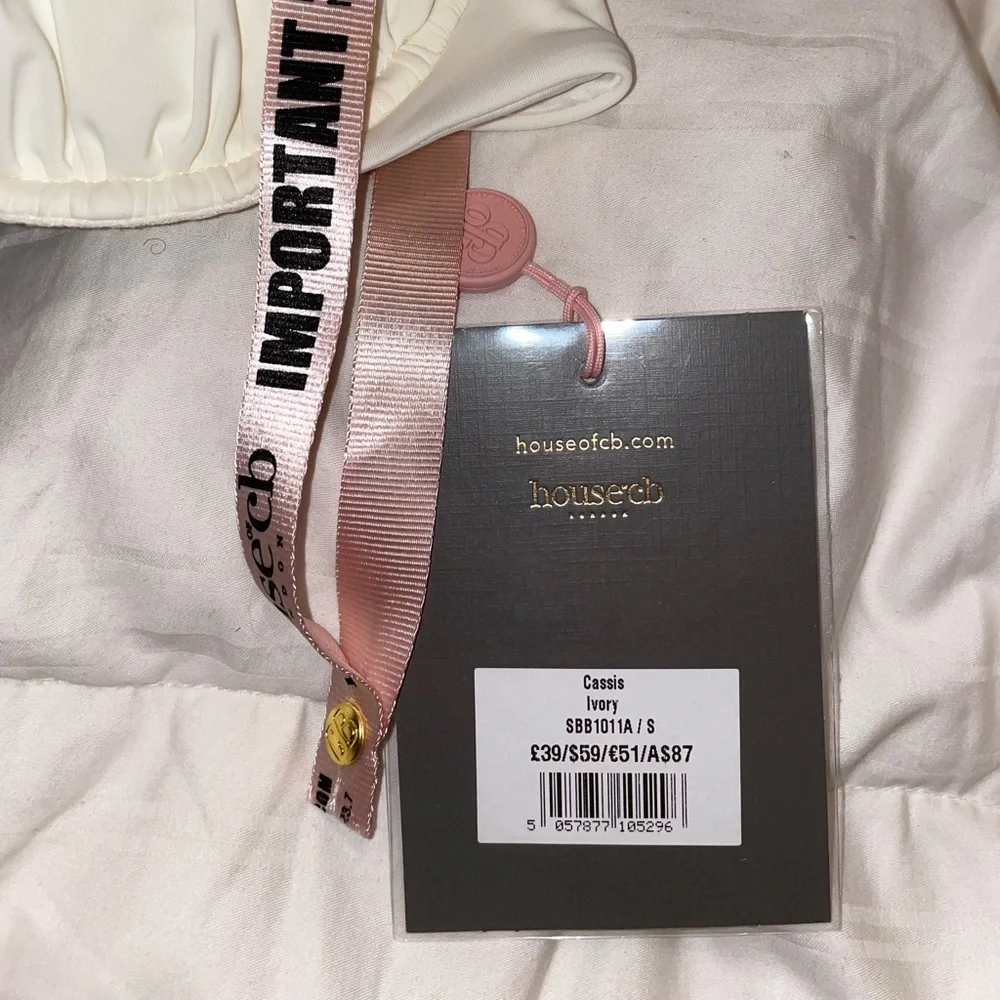 House of CB Cassis Ivory Bikini Top & Athens Ivory Gathered Bikini Bottoms - Picture 3 of 7